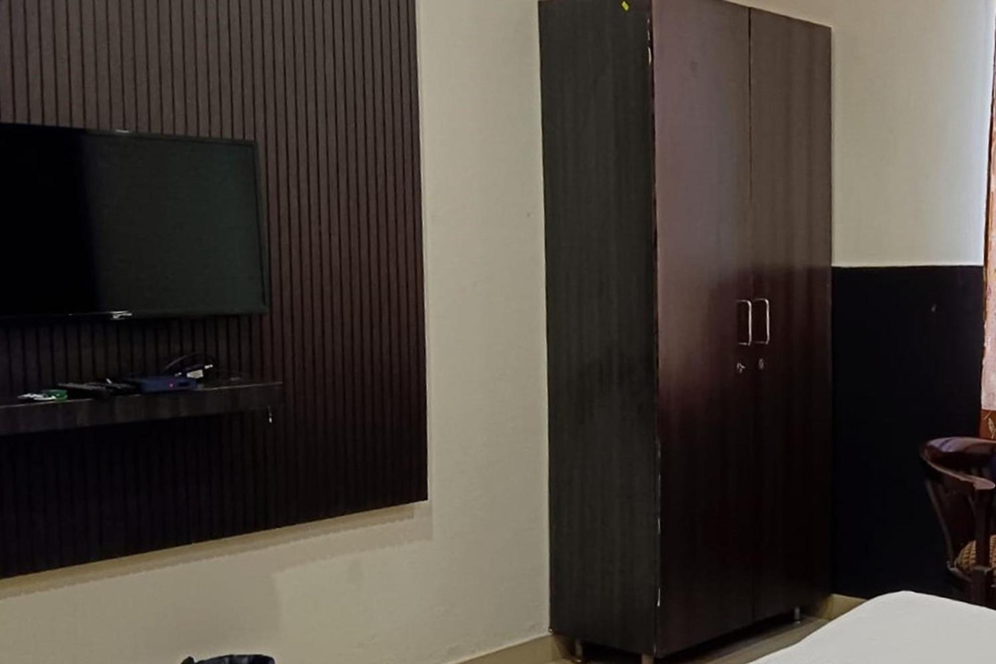 Hotel Shree Kanta グルガウン エクステリア 写真