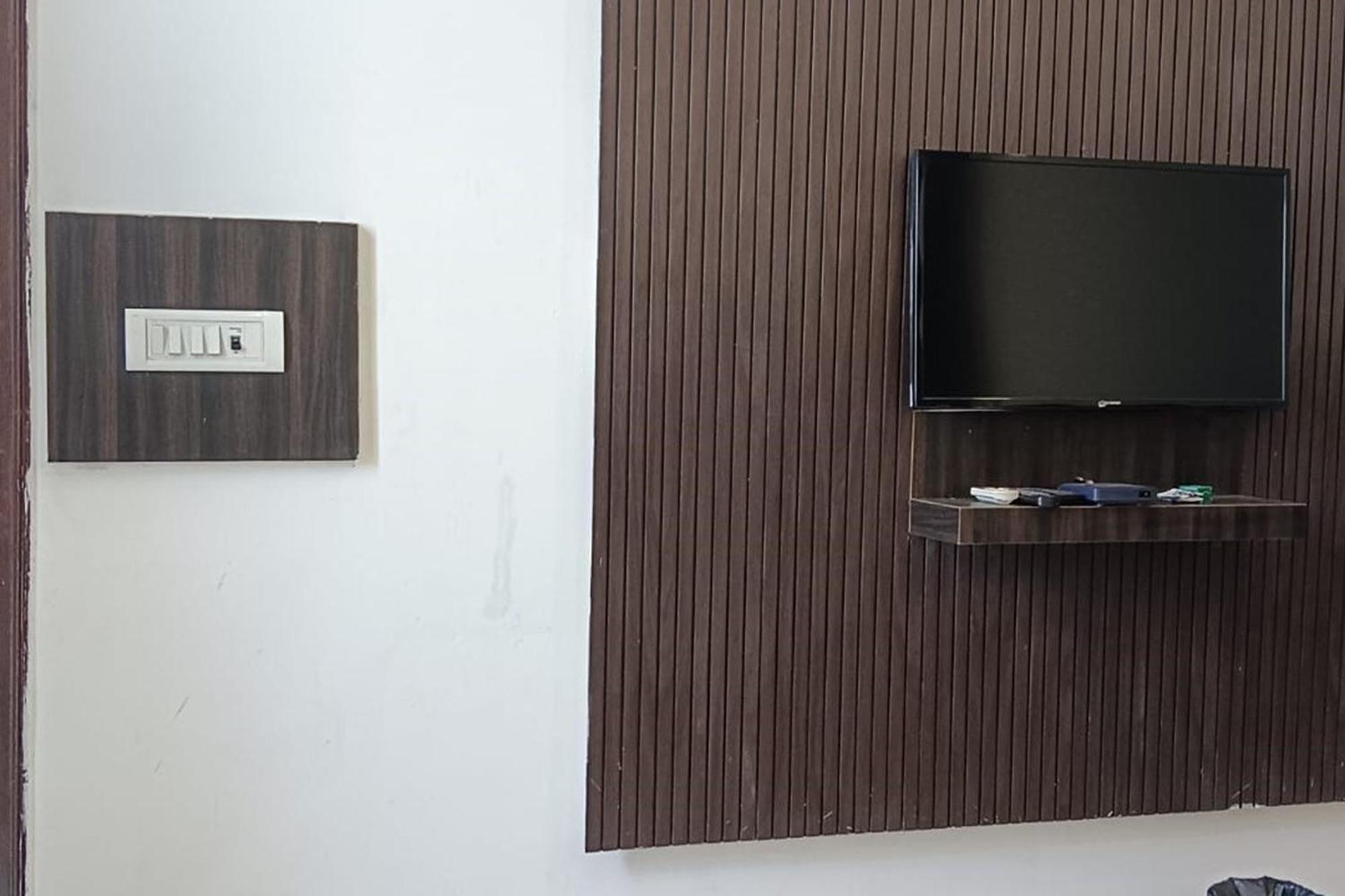 Hotel Shree Kanta グルガウン エクステリア 写真